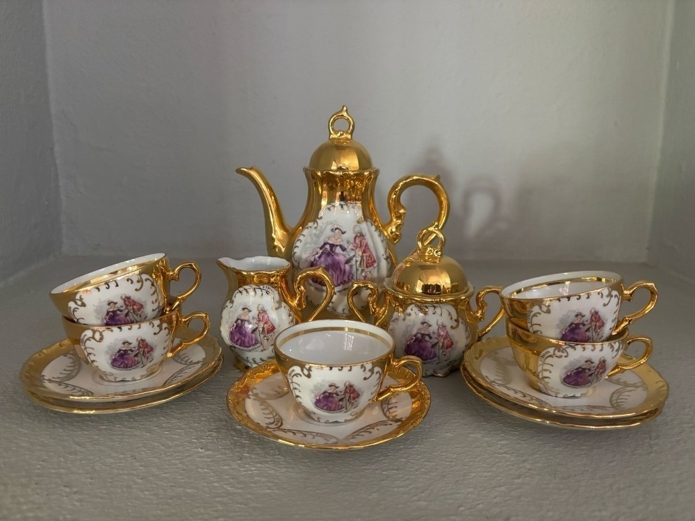 Small Gold tea set